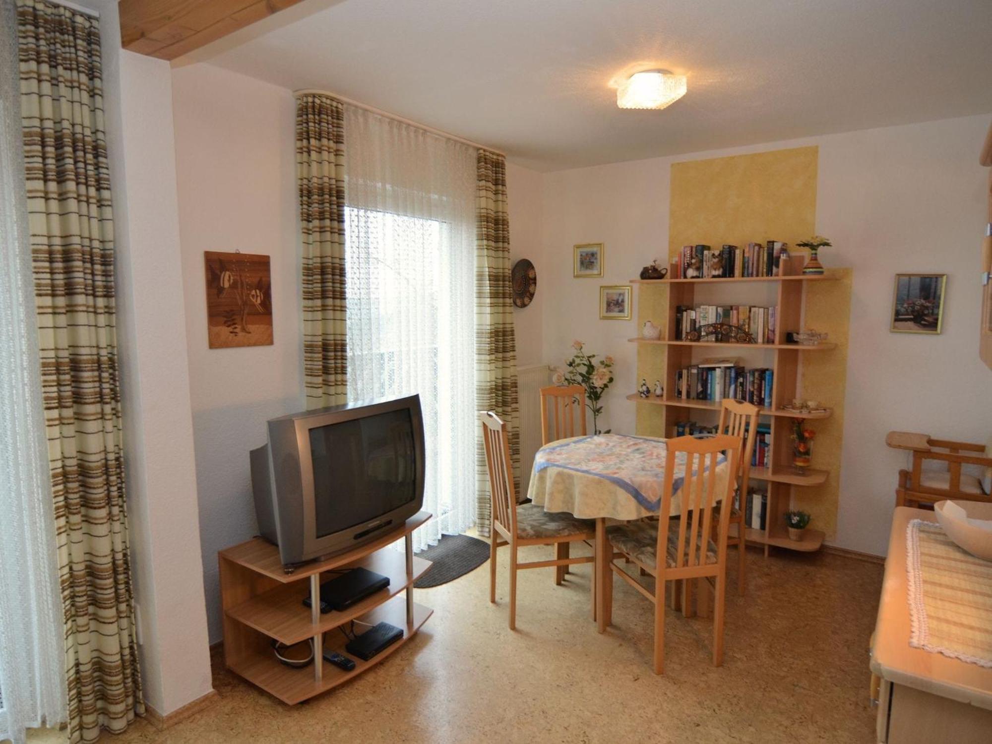 Nice Holiday Home Near Ski Area Медебах Екстер'єр фото